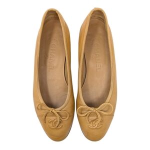 Chanel Ballet Flats Ballerinas CC Logo Cap Toe Nude Beige Tan Leather 36.5 | 6